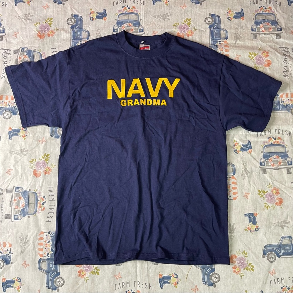 NWOT Soffe “NAVY GRANDMA” (Navy Blue) Graphic T-Shirt – Size Large